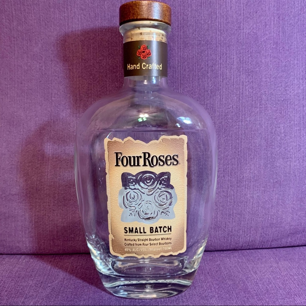 💜 Empty Four Roses Bourbon Bottle - Picture 6 of 12